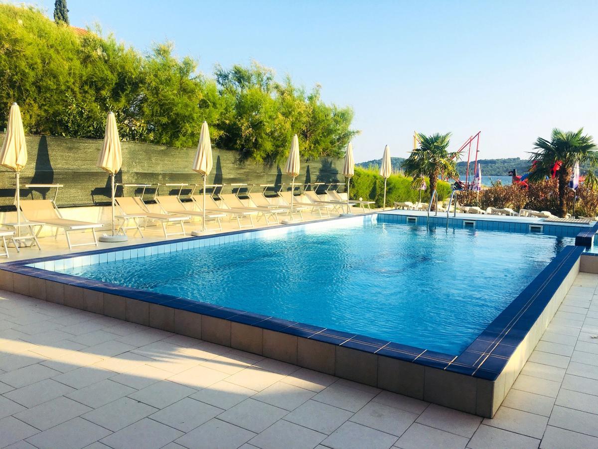 Duje Hotel Vodice
